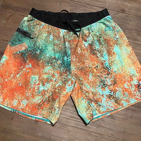 Reebok Other - Mens Reebok CrossFit shorts sz large